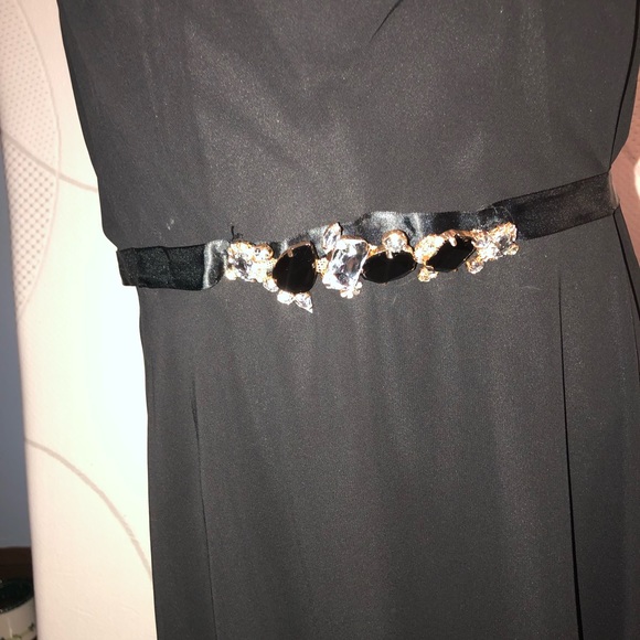 Little black dress again, drop back and front - Picture 2 of 7